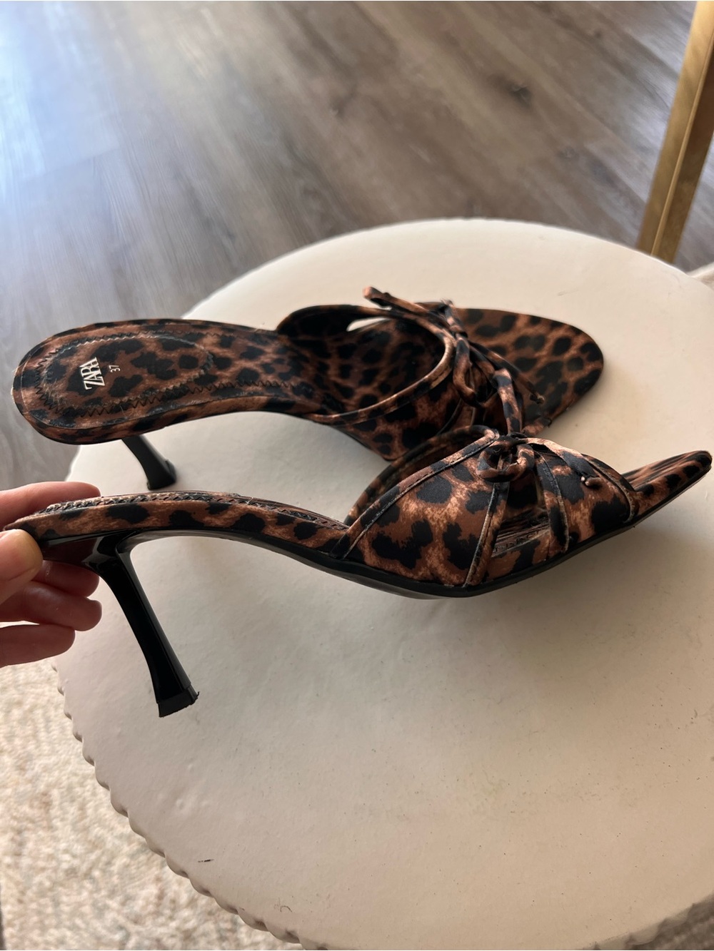 ZARA leopard kitten heels size 37 / 7 US